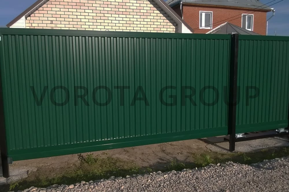 Откатные ворота Doorhan зеленые 3000x1750
